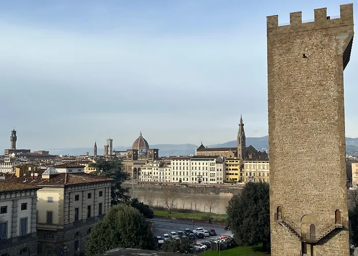 Cozy Florence Apartment Near Piazzale Michelangelo